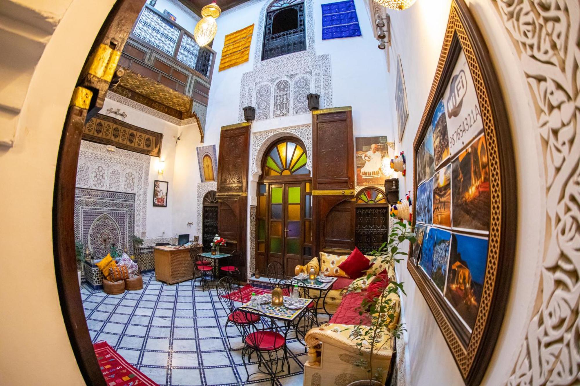 Riad Lalamoune Fez Buitenkant foto