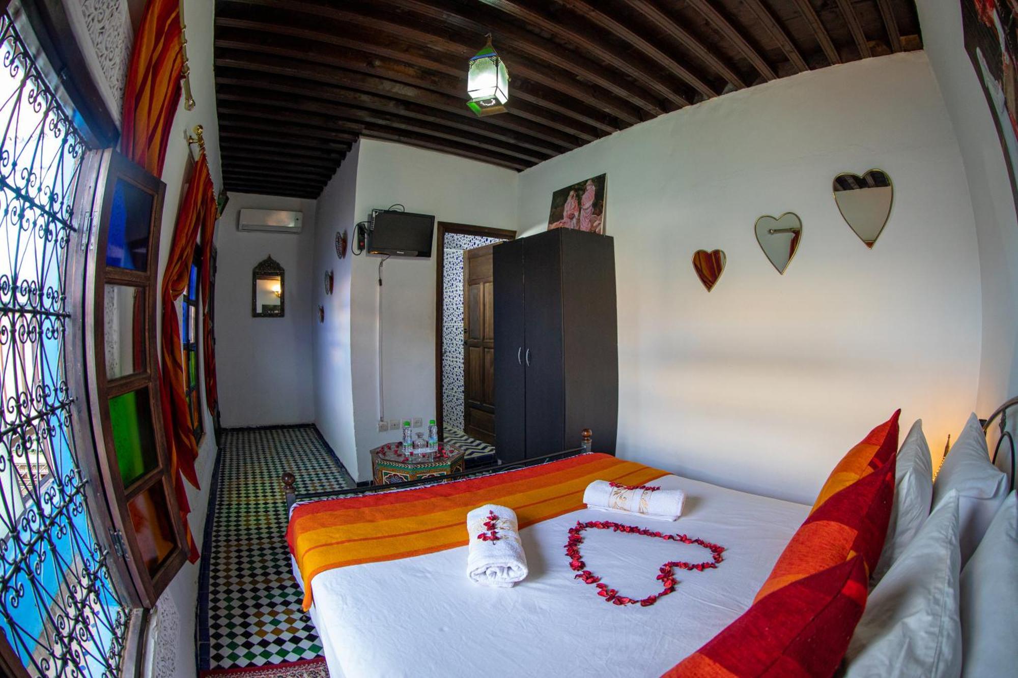 Riad Lalamoune Fez Buitenkant foto