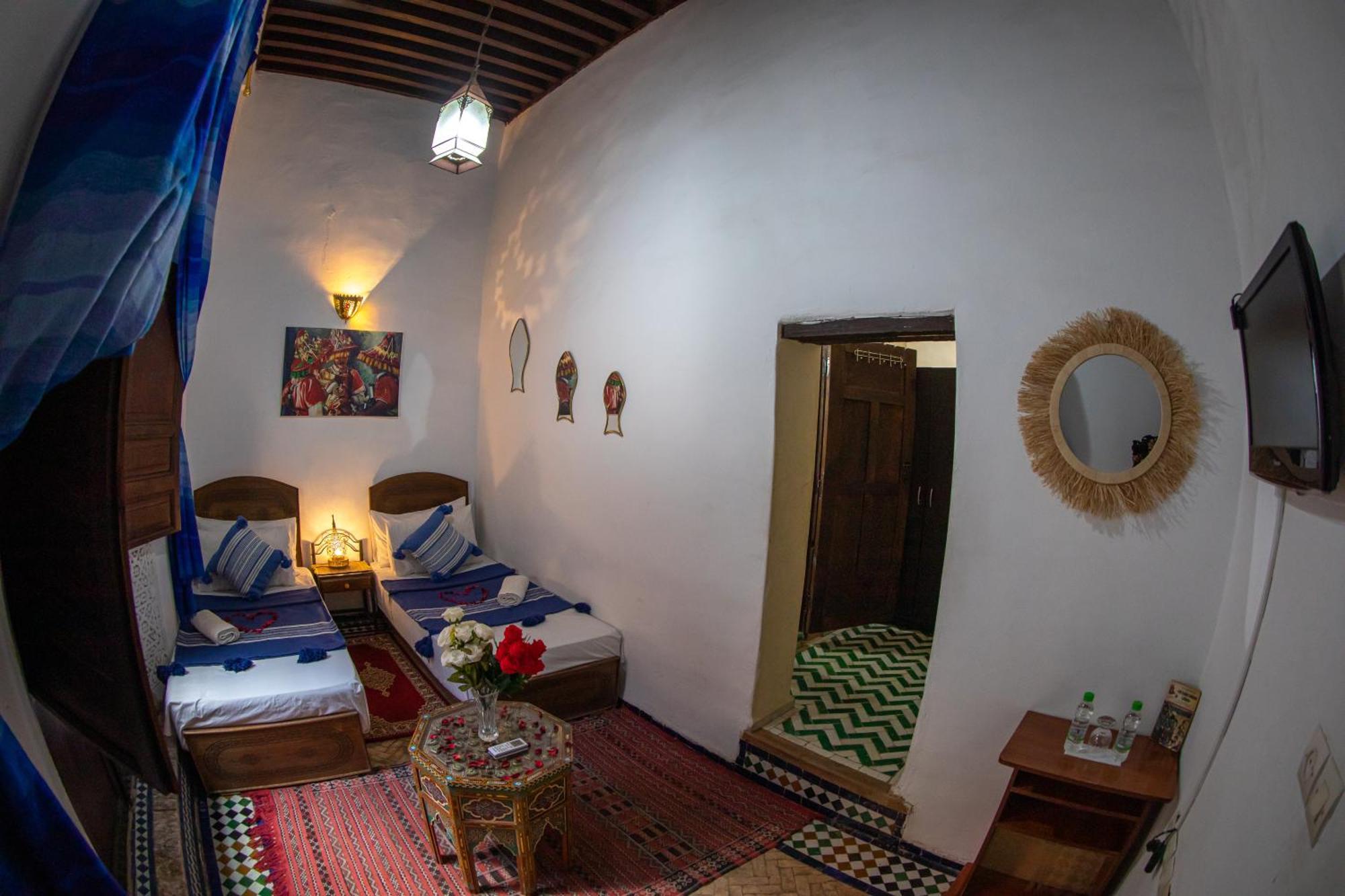 Riad Lalamoune Fez Buitenkant foto