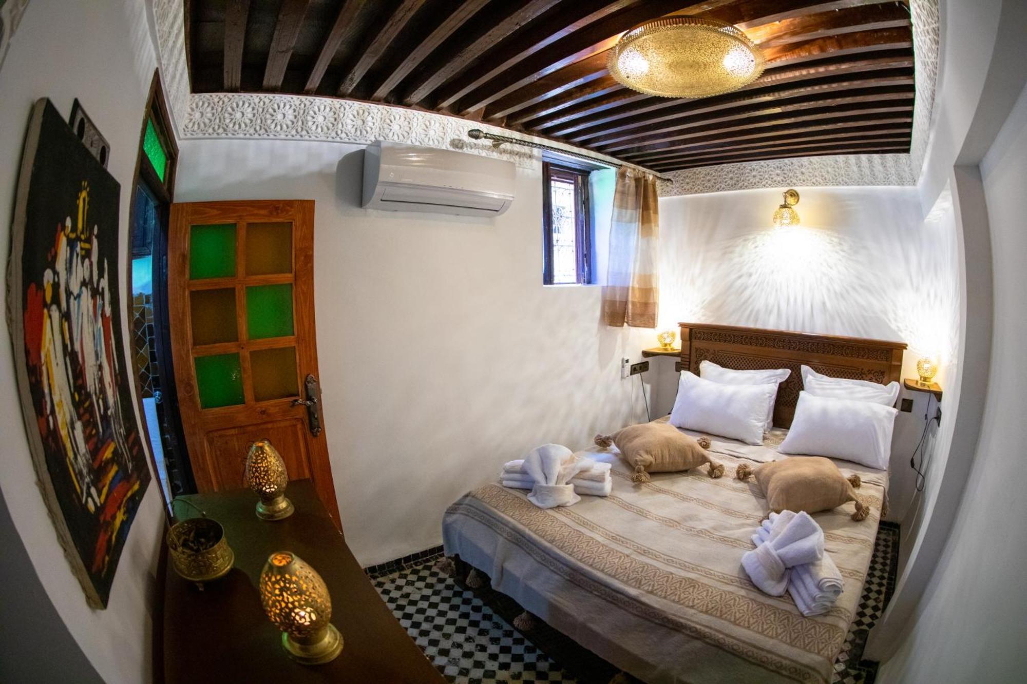 Riad Lalamoune Fez Buitenkant foto