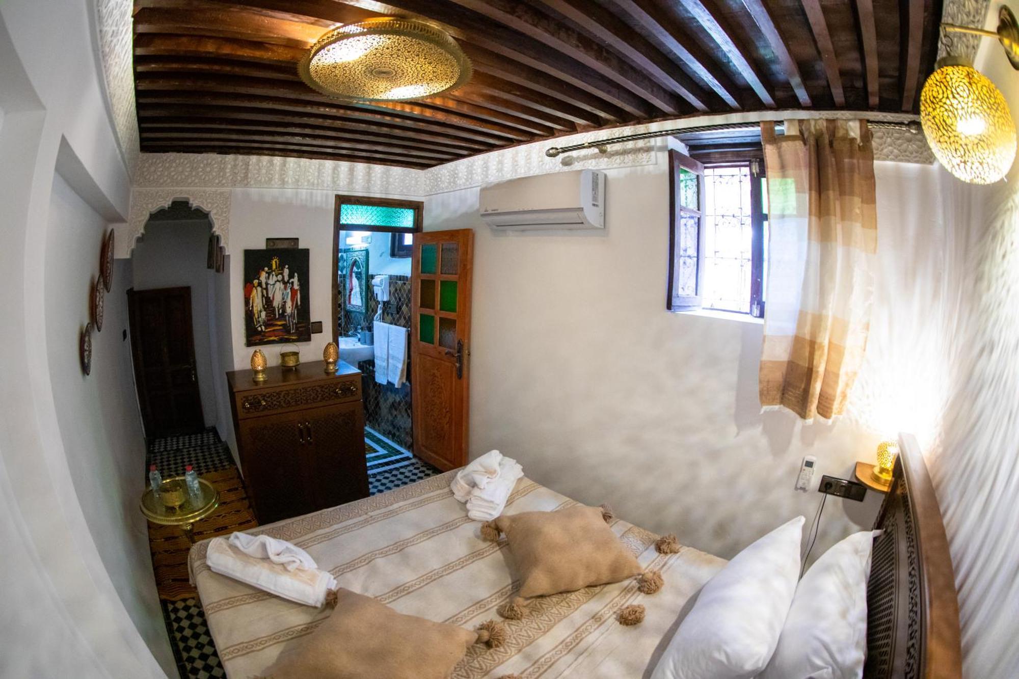 Riad Lalamoune Fez Buitenkant foto