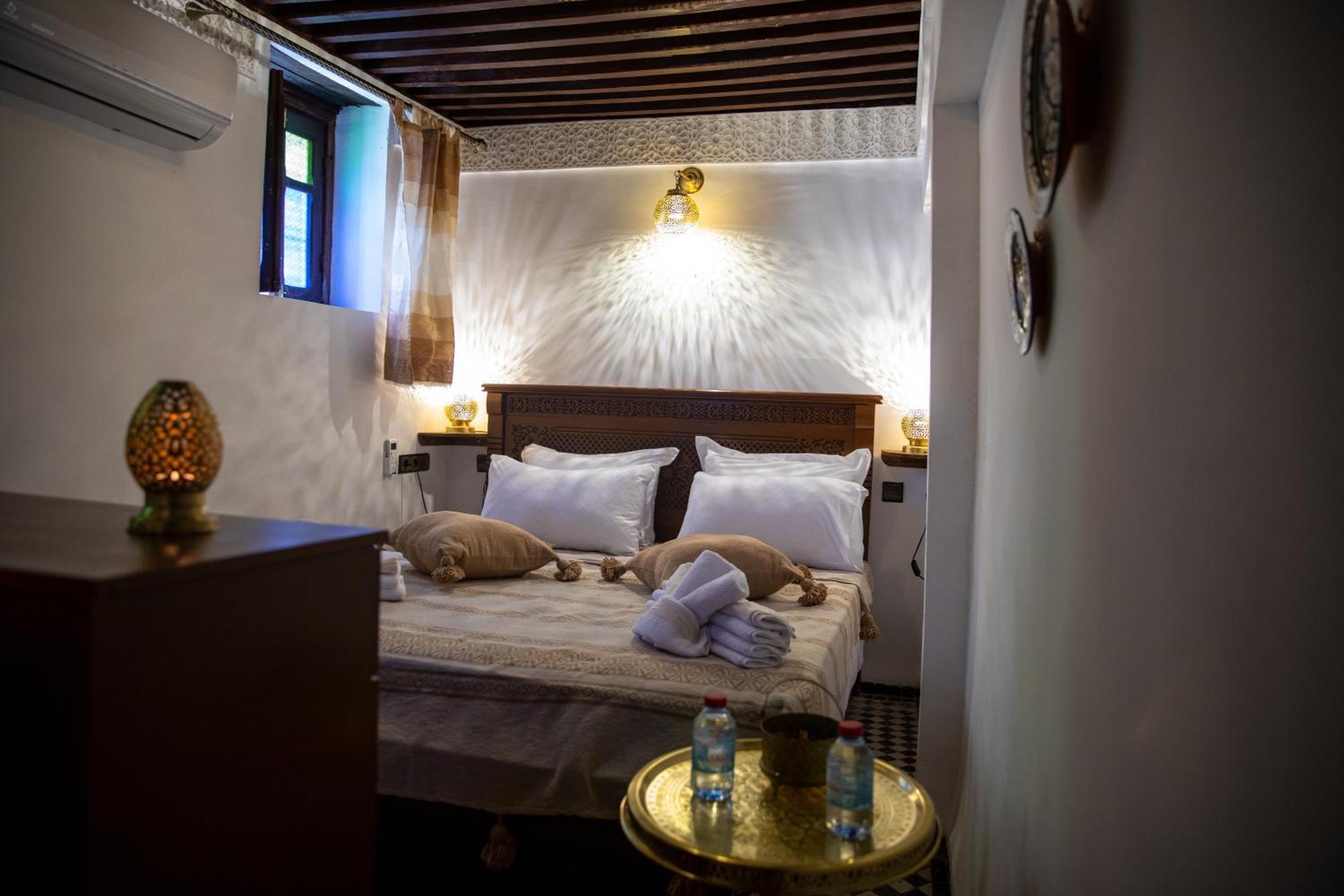 Riad Lalamoune Fez Buitenkant foto